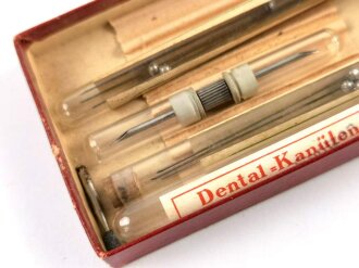Schachtel "Dental Kanülen" datiert 1942. NUR FÜR DEKORATIONSZWECKE