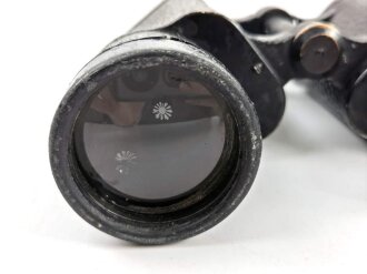 Heer, Dienstglas 10 x 50 der Wehrmacht. Hersteller Carl Zeiss Jena. Klare Durchsicht, Strichplatte deutlich, guter Gesamtzustand