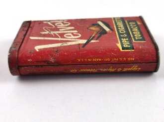 U.S.  WWII " Velvet" Pipe & Cigarette Tobacco tin, empty