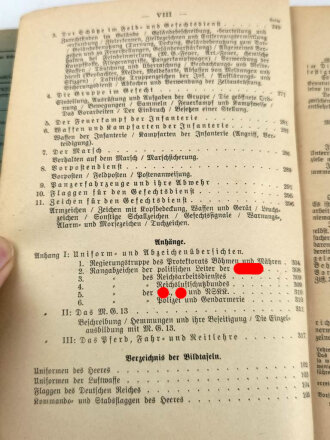 "Der Dienstunterricht im Heere - Ausgabe für den Schützen der Schützenkompaniet", Jahrgang 1940, 332 Seiten, DIN A5, gebraucht, Umschlag fast gelöst