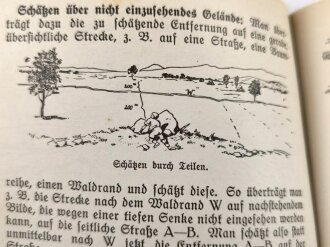 Spähen und Streifen - Ein Jugendbuch für Sport und Spiel in Wald und Feld, 160 Seiten, mit Widmung von 1934, ca. A5