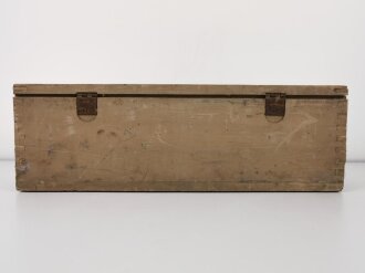 Luftwaffe, Transportkasten für Luftwaffen Munition - Originallack, ungereinigtes Stück, Breite 69cm