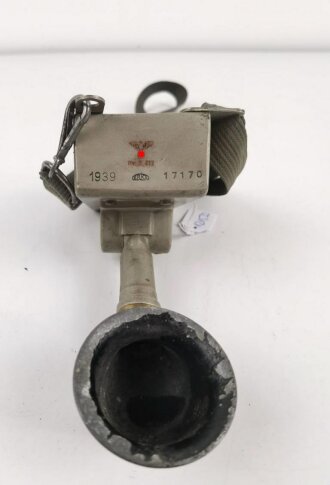 Brustmikrofon 33 der Wehrmacht datiert 1939