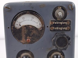 Kriegsmarinewerft Wilhelmhafen, Schaltkasten " Phasenschalter" wohl für den Betrieb von Drehstrommotoren. Datiert 1944, Originallack, Maße ca 18 x 14 x 10cm