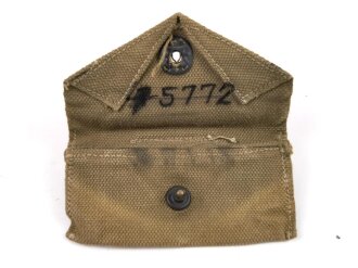 U.S. WWII Bandage pouch. Khaki, dated 1941, used