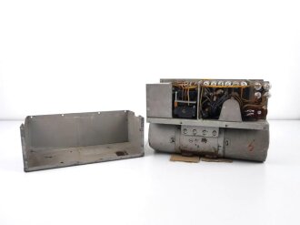 Telefunken Zürich A.G. , Flugzeugteil Type Ak 3035, Fabrikation Schweiz.  Ob für die Schweizer oder Deutsche Luftwaffe produziert entzieht sich meiner Kenntnis. Originallack, Funktion nicht geprüft200