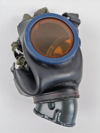 Gasmaske Wehrmacht mit Filter in Dose Modell 1938.