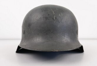 Stahlhelm Glocke Wehrmacht Heer Modell 1942. Originallack, EF68, das Innenfutter selbstgebastelt