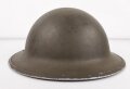 Großbritannien Stahlhelm 2.Weltkrieg. Die Glocke datiert 1942, Innenfutter undeutlich lesbar gestempelt. Originallack