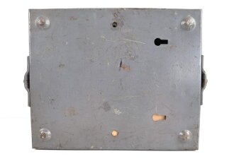 Luftwaffe, Netzanschlussgerät NA 7, Ln 27467 für Trägerfrequenzgerät. Originallack, Funktion nicht geprüft
