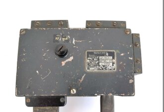 Luftwaffe , "Aufhgr REZ 6b " Ln 28070-2, Aufhängerahmen für Zielflugemfänger EZ6, mit Verteilerdose VD6, Ln 26938. Originallack, Funktion nicht geprüft