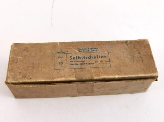 Luftwaffe, 10 Stück Selbstschalter  Gerät 19-9401 C-1. Ungebraucht, in der originalen Umverpackung