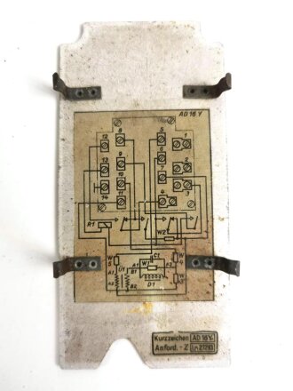 Luftwaffe Anschlussdose AD16Y, Ln 27293 für Fu G16. Originallack, Funktion nicht geprüft, ungereinigtes Stück