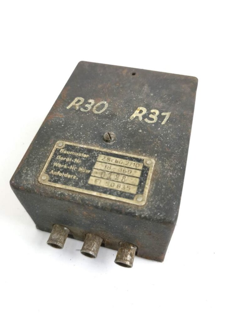 luftwaffe-schuetz-2-schue-2-10-fl-50835-originallack-funktion-nicht-geprueft.jpg