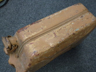 Kanister für 20 Liter Kraftstoff Wehrmacht 1944, Originallack