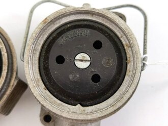 Luftwaffe, Stecker mit Dose dreipolig , Fl 5097