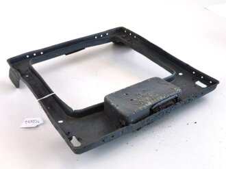 Luftwaffe, Aufhängerahmen RS 10k, Ln 28046-1,  für Sender Kurzwelle S10k vom Fu G10.  Bodenfund, überlackiert
