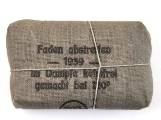 Verbandpäckchen Wehrmacht datiert 1939. Kleines Modell für die Tasche der Feldbluse
