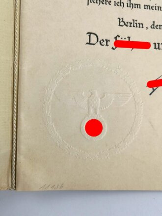Hermann Göring, eigenhändige Unterschrift auf großformatiger Ernennungsurkunde zum Vermessungsrat, datiert 1939. Guter Zustand, in der eierschalfarbenen Mappe