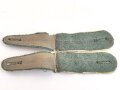 Paar Schulterklappen für Mannschaften der Infanterie. Kammerstücke, getragenes Paar, relativ lang 12,5cm
