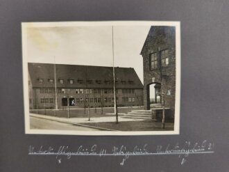 Luftwaffe, Fotoalbum eines Angehörigen im Fliegerhorst Vechta in Oldenburg. 58 Fotos, meist sauber beschriftet