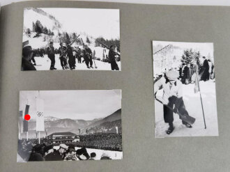 Olympische Winterspiele 1936 Garmisch. Fotoalbum mit insgesamt 103 Fotos. Es handelt sich hierbei meiner Meinung nach um neuzeitliche Abzüge bzw. vergrösserungen von originalen Dias und Fotos.