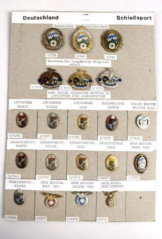 Deutschland nach 1945, Sammlung 20 Stück Abzeichen zum Thema "Schießsport" jeweils komplett mit Nadel bzw. Nadelsystem