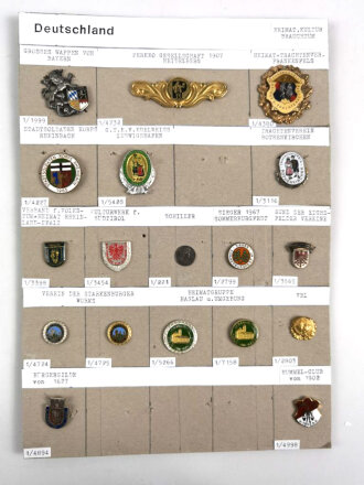 Deutschland nach 1945, Sammlung  18 Stück Abzeichen zum Thema "Heimat, Kultur, Brauchtum " jeweils komplett mit Nadel bzw. Nadelsystem