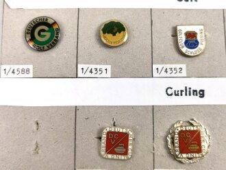 Deutschland nach 1945, Sammlung 4 Stück Abzeichen...