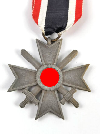 Kriegsverdienstkreuz 2. Klasse 1939 mit Schwertern. Zink,...