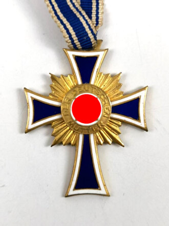 Ehrenkreuz der Deutschen Mutter ( Mutterkreuz ) in Gold am Band