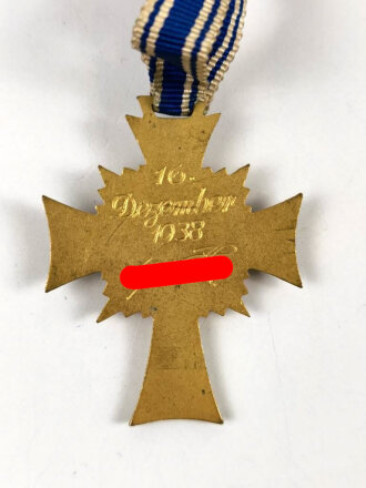 Ehrenkreuz der Deutschen Mutter ( Mutterkreuz ) in Gold am Band