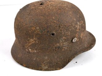 Heer, Stahlhelm  Modell 1940. Ungereinigter Bodenfund