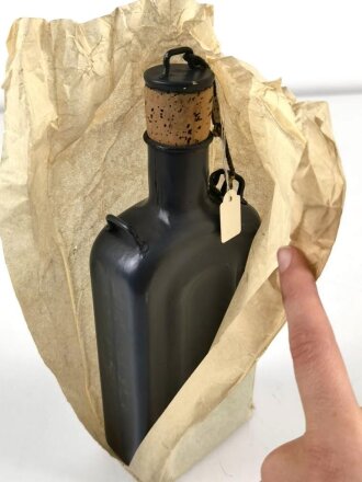 Österreich , Feldflasche aus lackiertem Blech, Originalverpackt