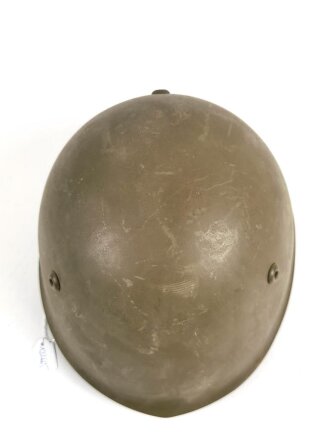 Italien 2. Weltkrieg, Stahlhelm M33 , Originallack und Kinnriemen.