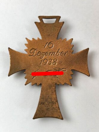 Ehrenkreuz der Deutschen Mutter ( Mutterkreuz ) in Bronze. Hakenkreuz leicht gedreht