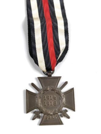 Ehrenkreuz für Frontkämpfer mit Verleihungsurkunde, diese gefaltet