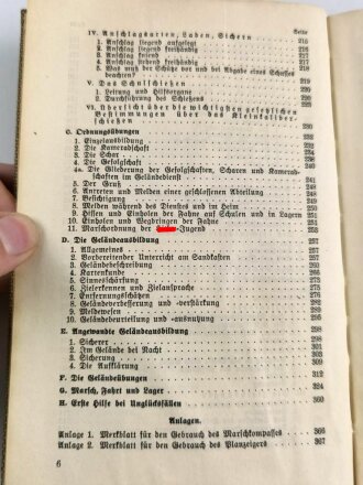 "HJ im Dienst" Ausbildungsvorschrift für die Ertüchtigung der Deutschen Jugend. 363 Seiten, 1940, gebraucht und wasserschaden