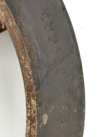 Fahrzeugrad , ursprünglich Wehrmacht, die Nabe vermutlich nach dem Krieg geändert. Durchmesser 47cm