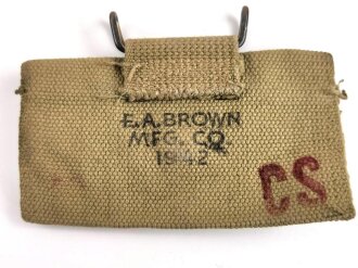 U.S. WWII Bandage pouch. Khaki, dated 1942, used