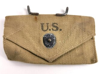 U.S. WWII Bandage pouch. Khaki, dated 1942, used