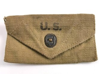 U.S. WWII Bandage pouch. Khaki, dated 1942, used