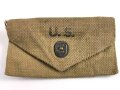 U.S. WWII Bandage pouch. Khaki, dated 1942, used
