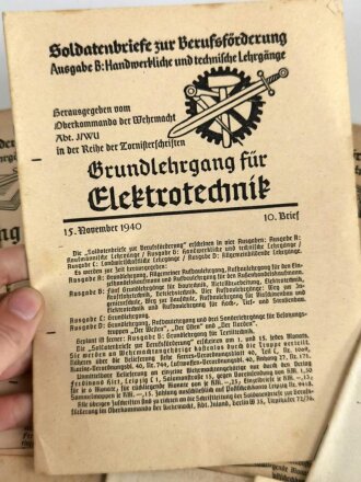 24 Ausgaben " Soldatenbriefe zur Berufsförderung" der Wehrmacht