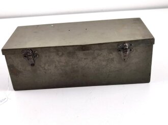 U.S. Army WWII Signal Corps, empty case for Amplifier for Mine Detector Set SCR-625-C