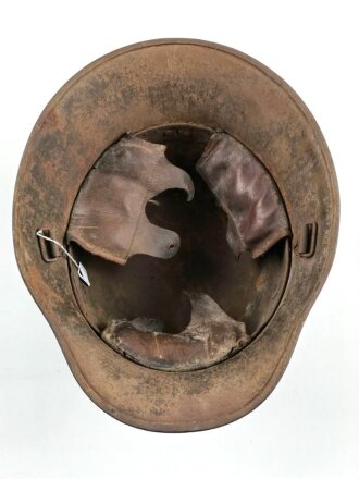 Österreich 1.Weltkrieg, Stahlhelm Modell 1917. In allen Teilen originales Stück, ungereinigt