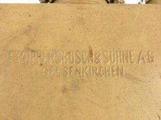 Rückentragebehälter mir unbekannt, neuzeitlich lackiert, Markiert F.Küppersbusch & Söhne AG Gelsenkirchen