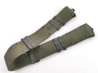 U.S. 1974 dated belt, Nylon, size medium. very good...