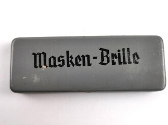 Masken-Brille Wehrmacht, nicht ausgegebenes Set aus altem Fabrikbestand