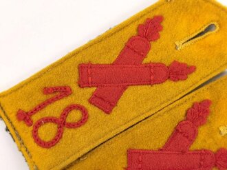 1.Weltkrieg,  Paar Schulterklappen für einen Angehörigen im Fußartillerie Regiment 18 Niederzwehren